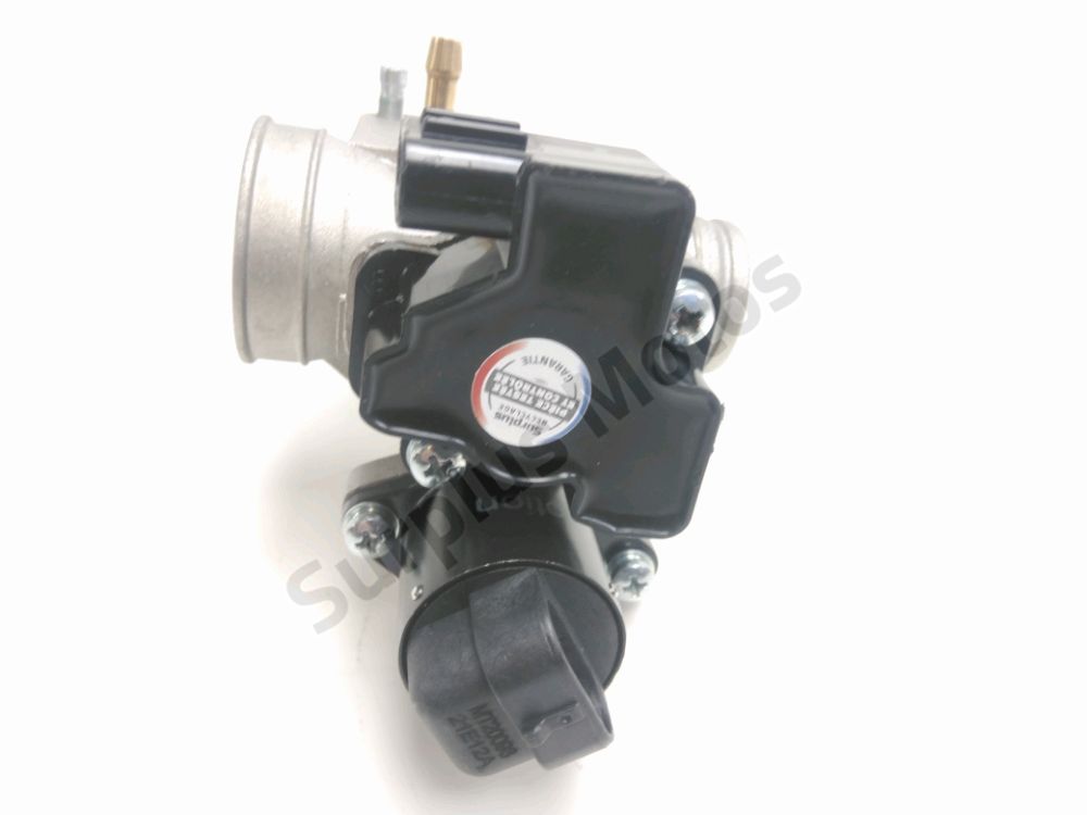 Corps d'injection droit