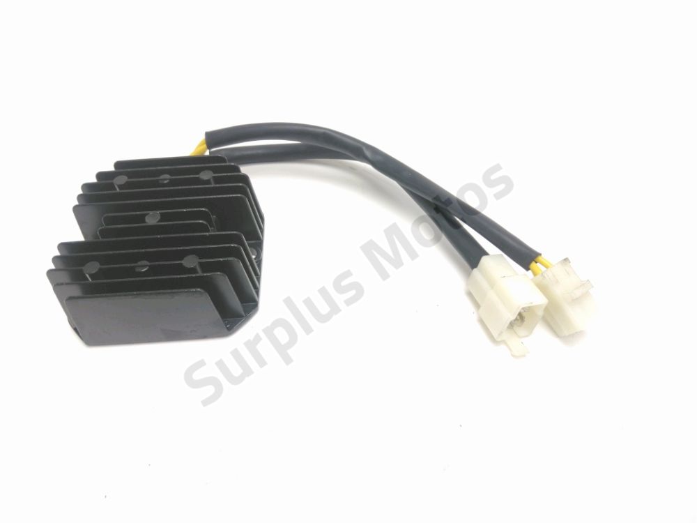 REGULATEUR DE TENSION