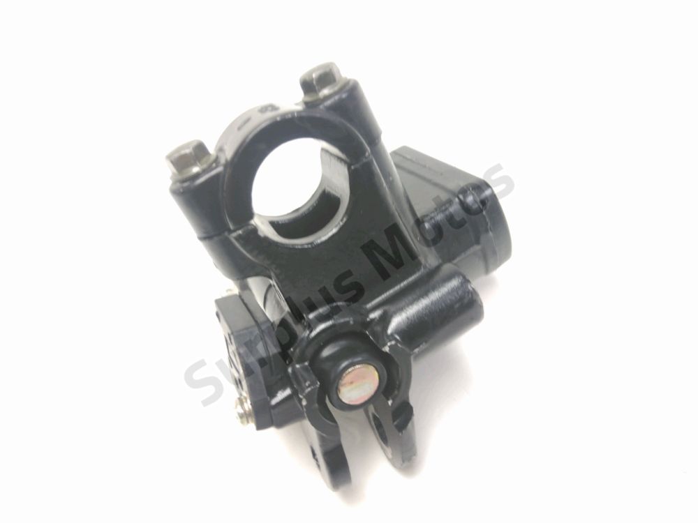 MAITRE CYLINDRE FREIN AV COMPLET