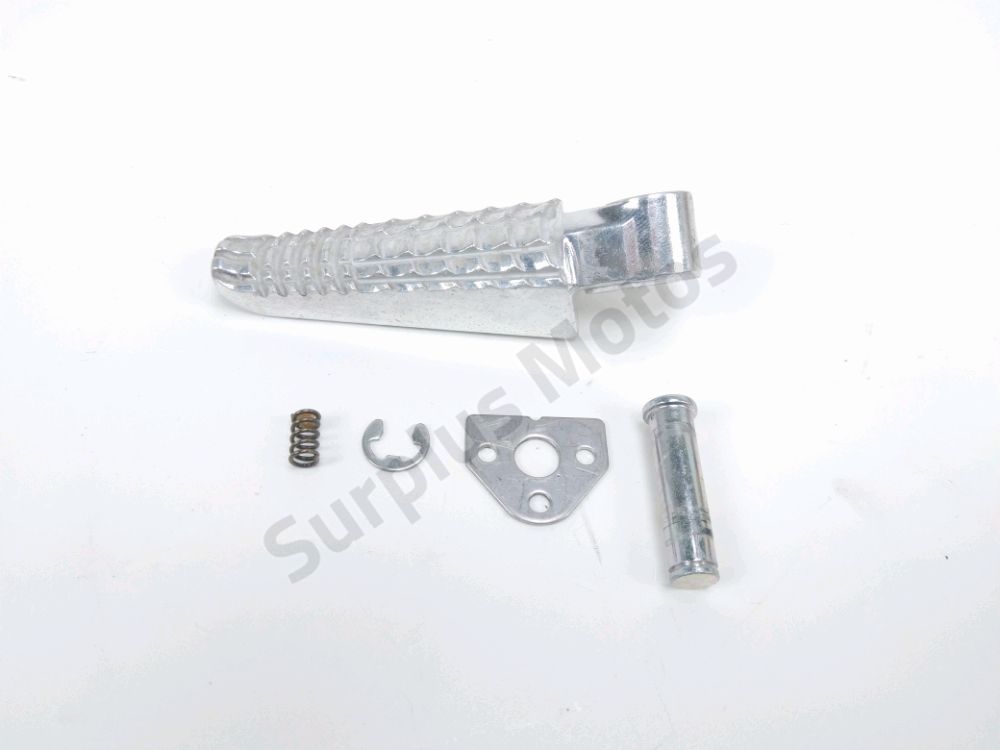 Repose pieds arriere gauche