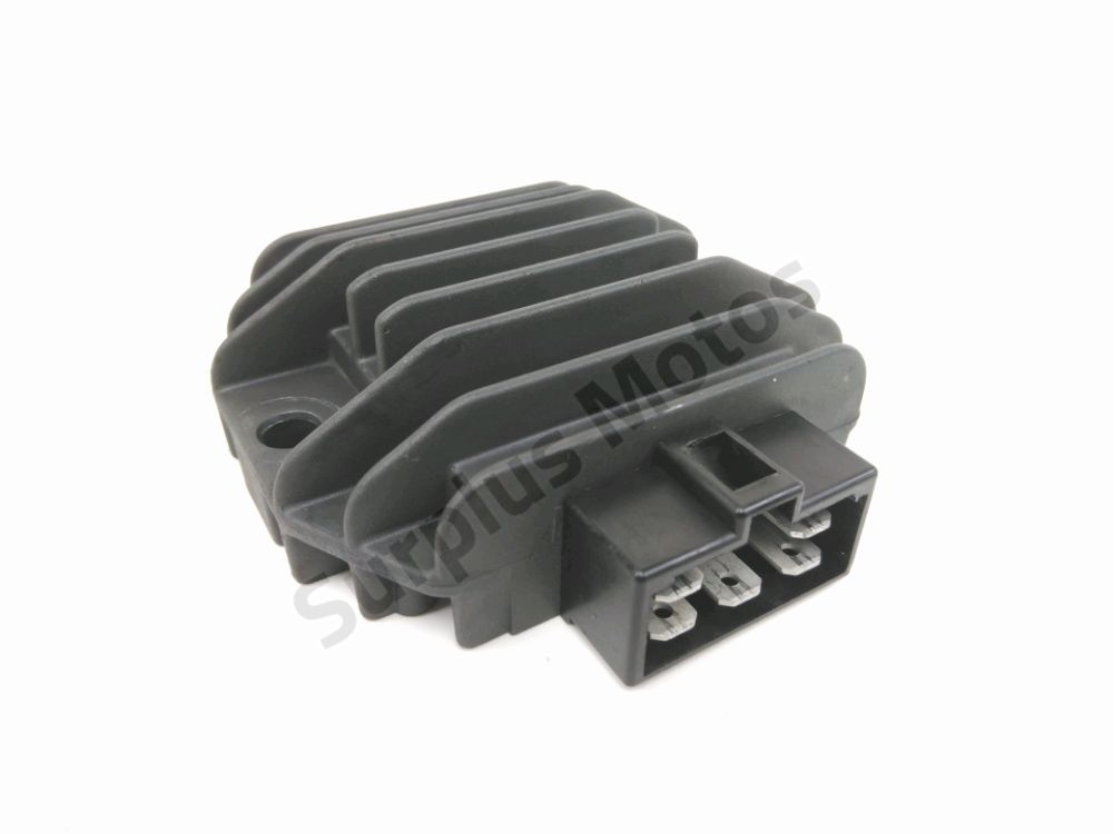 Regulateur de tension