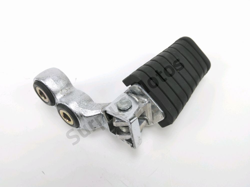 Repose pieds avant droit