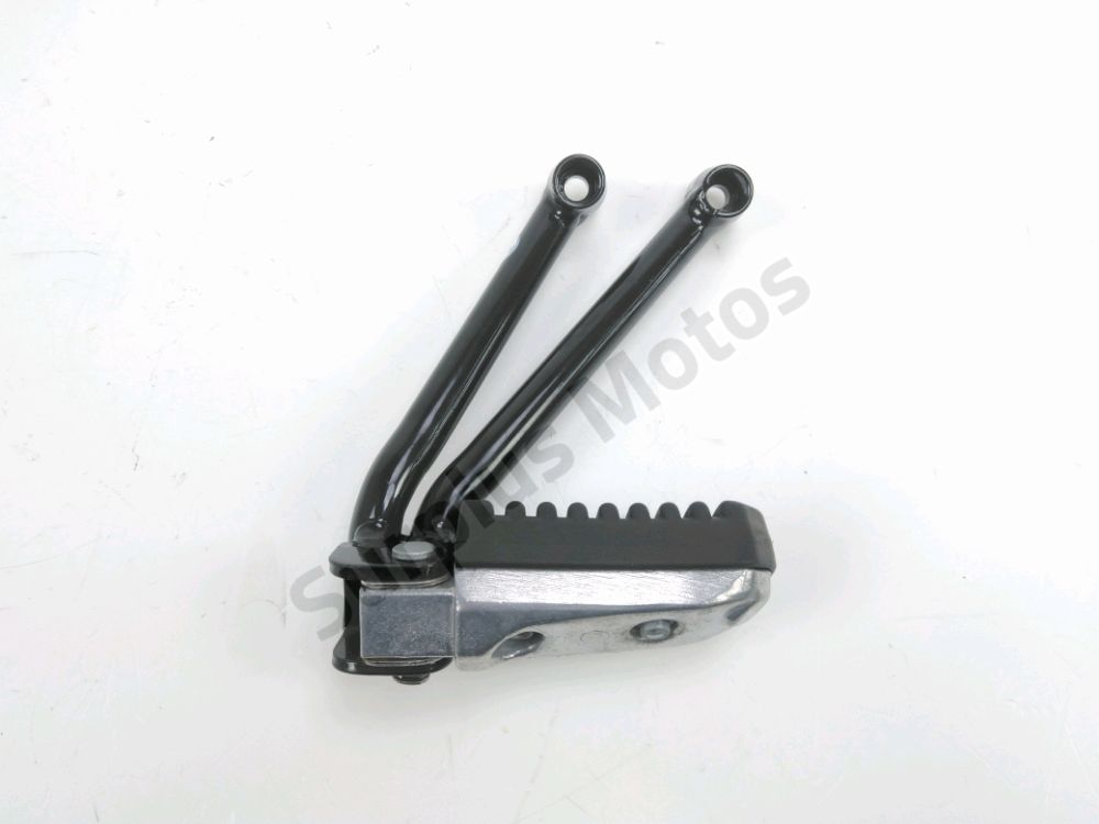 Platine et repose pieds arriere gauche