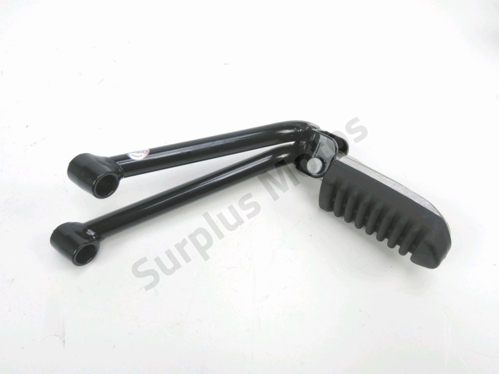 Platine et repose pieds arriere droit