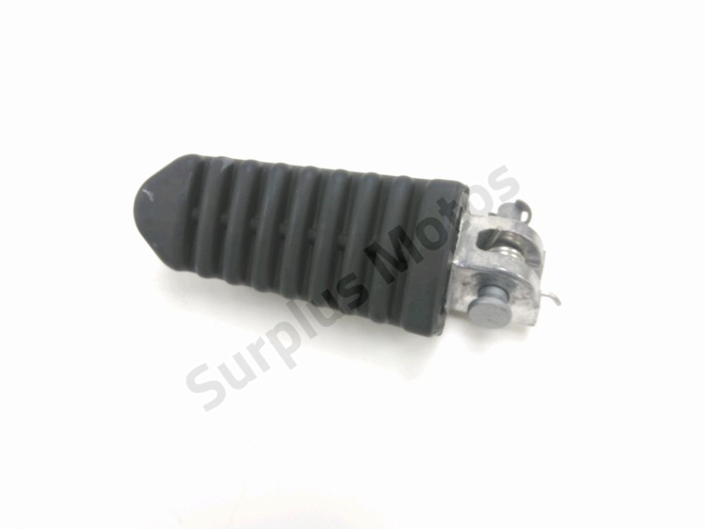 Repose pieds avant droit