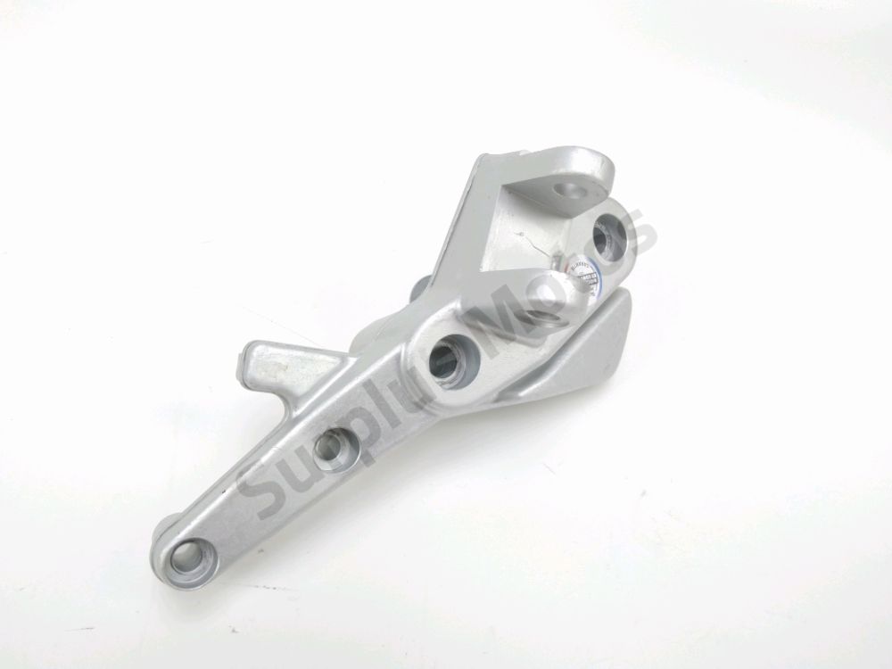 Platine avant droite