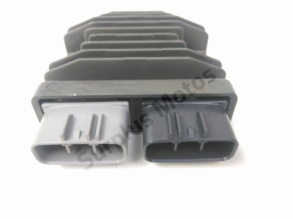 REGULATEUR DE TENSION