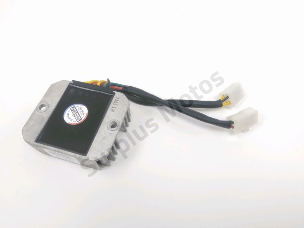 REGULATEUR DE TENSION