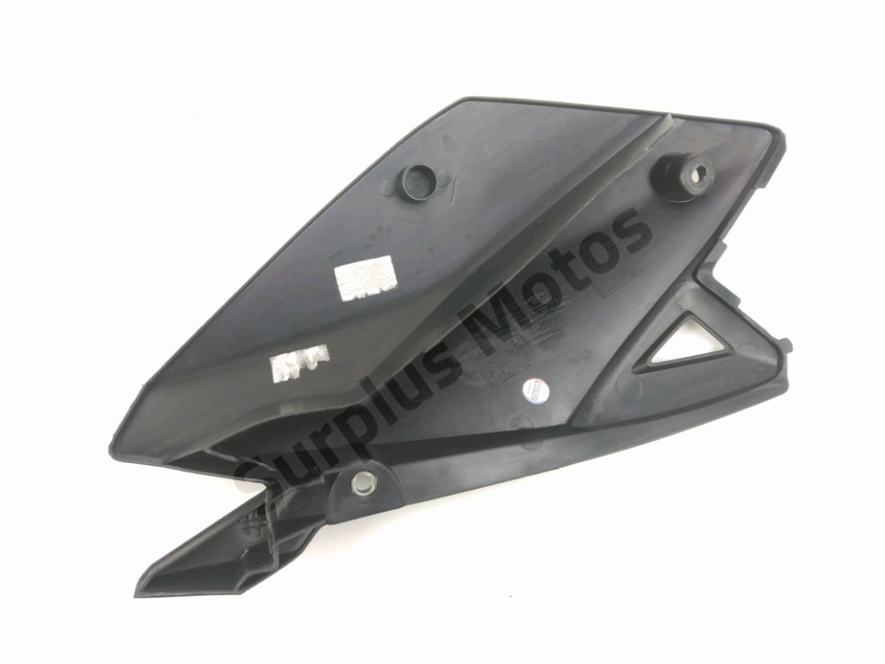 CARENAGE ARRIERE DROIT