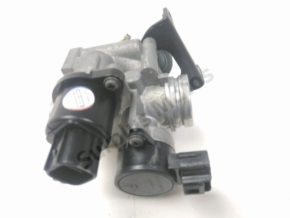 Corps d'injection droit