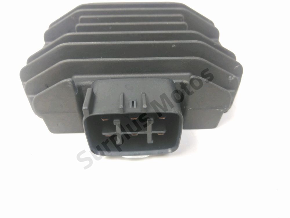 REGULATEUR DE TENSION
