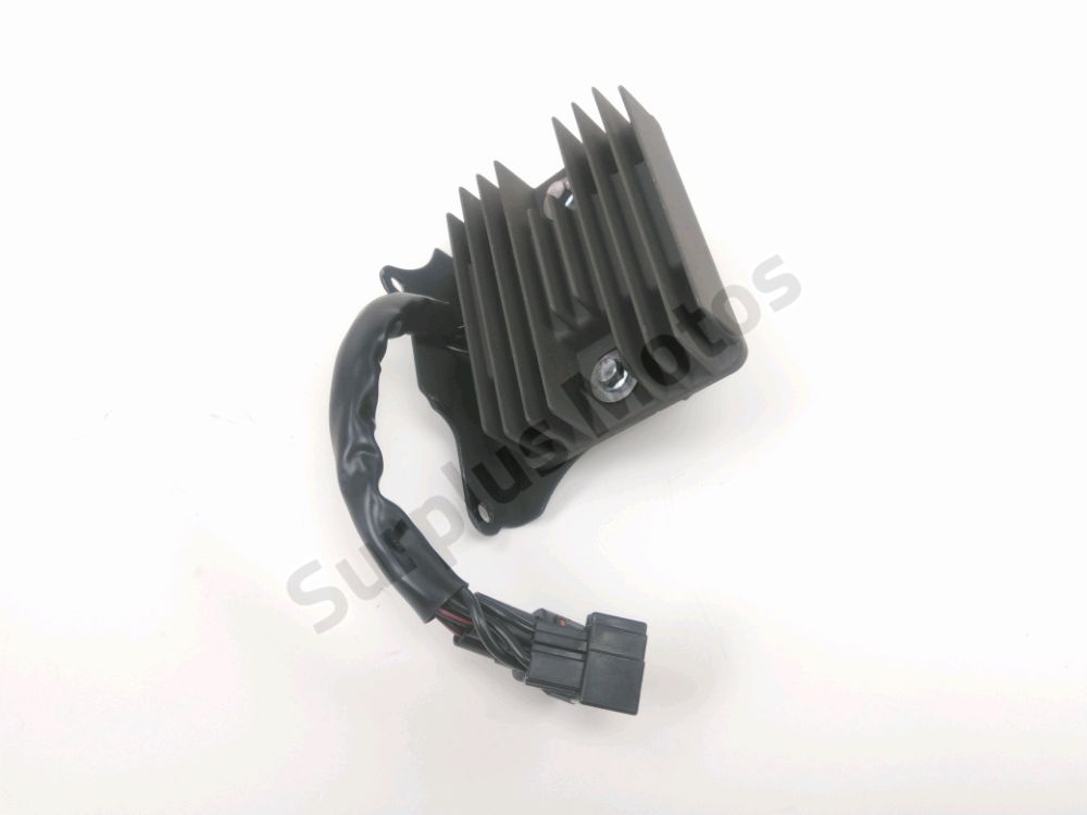 REGULATEUR DE TENSION