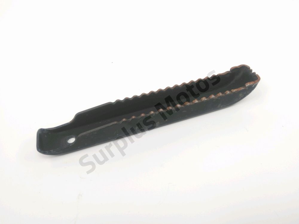 Repose pieds avant gauche