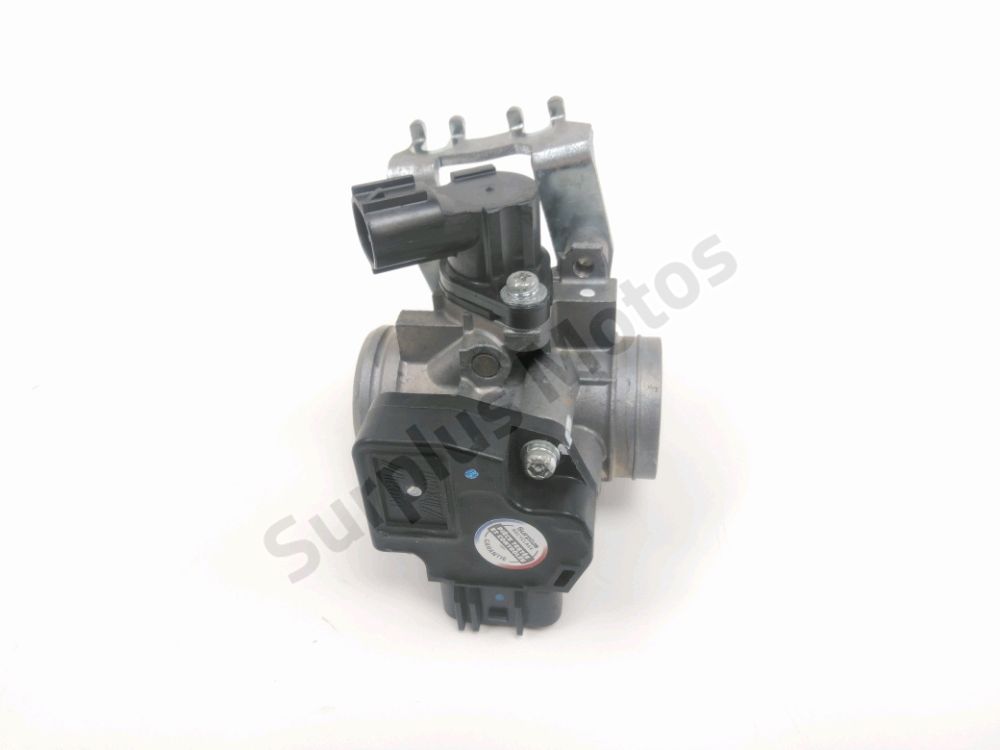 Corps d'injection droit