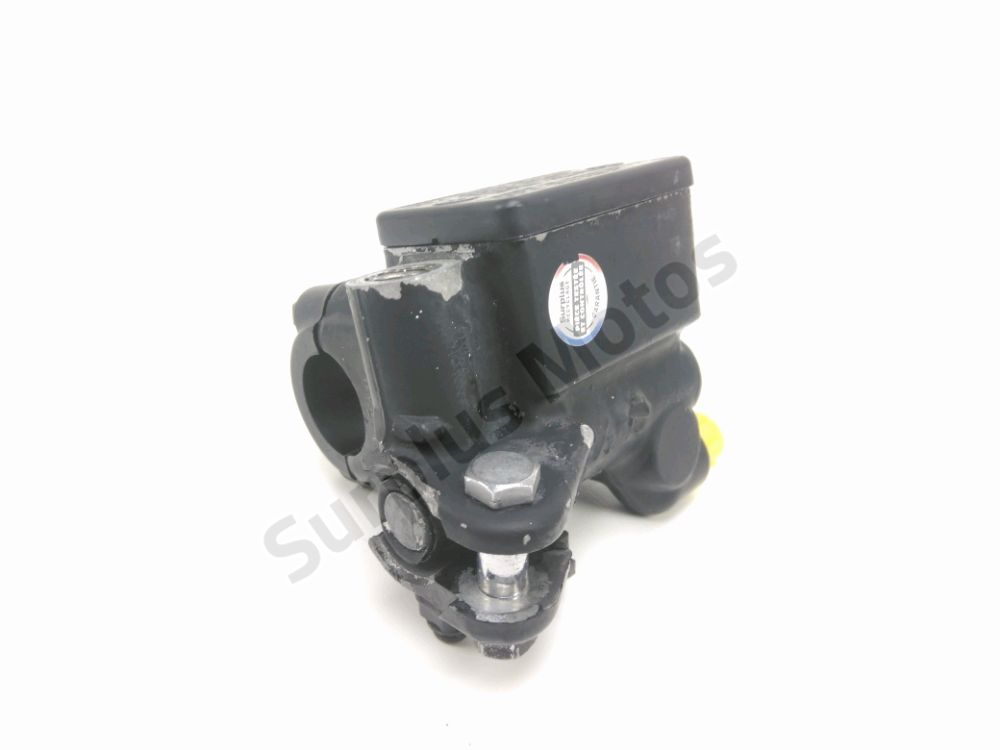 Maitre cylindre frein av complet