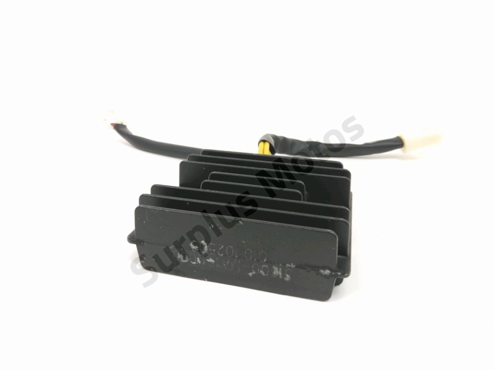 Regulateur de tension