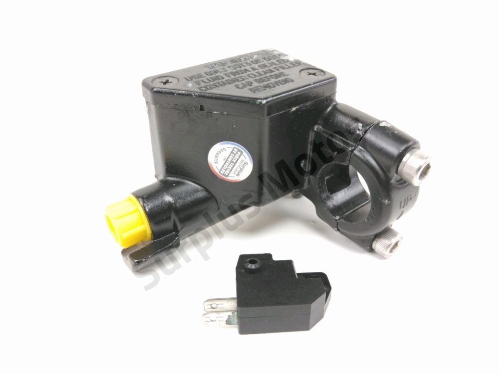 Maitre cylindre frein av complet