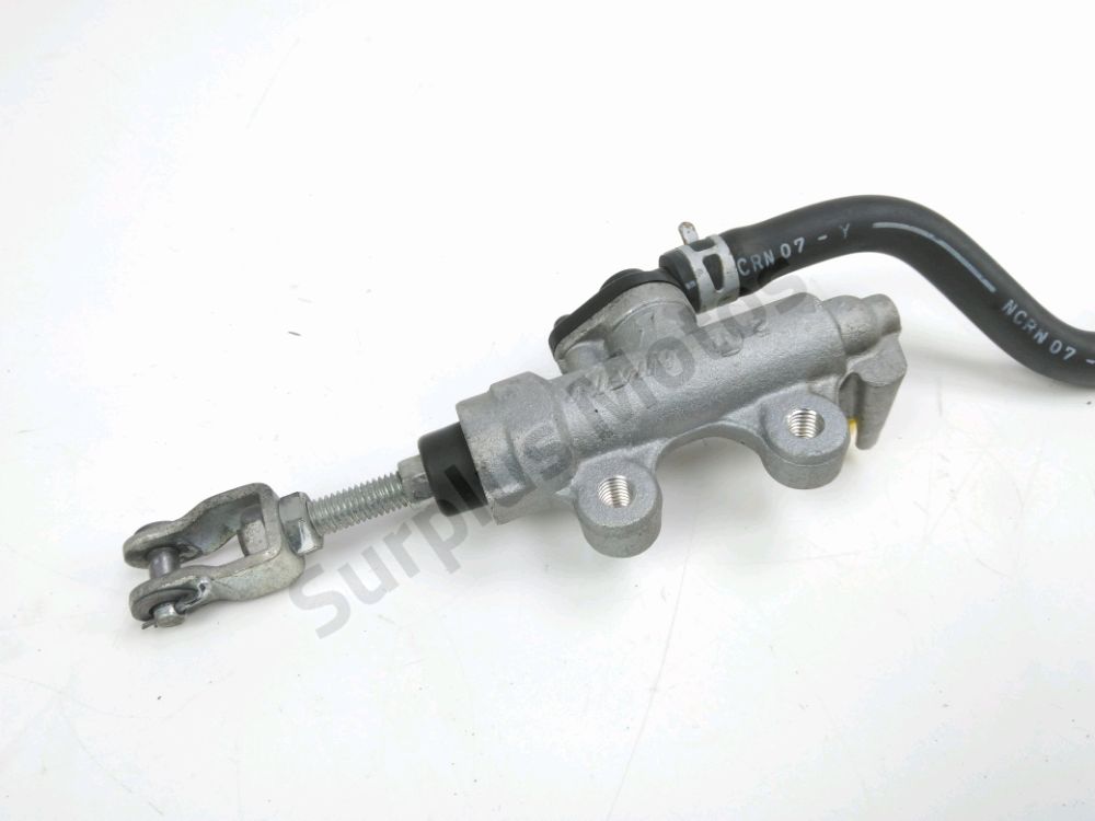 MAITRE CYLINDRE FREIN AR COMPLET