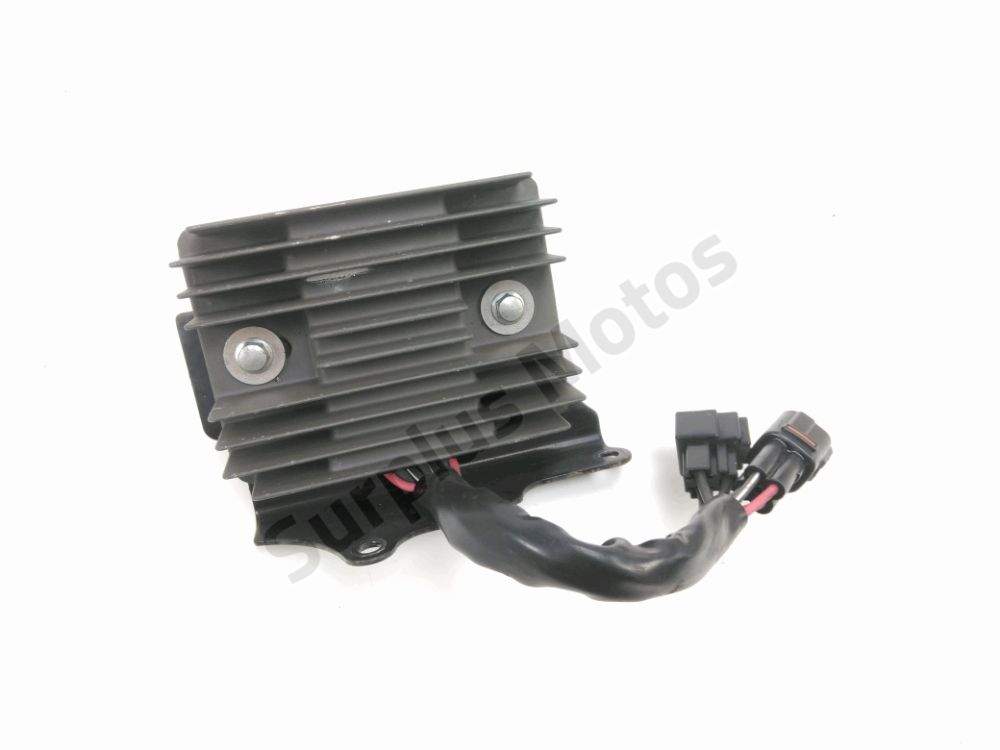 REGULATEUR DE TENSION
