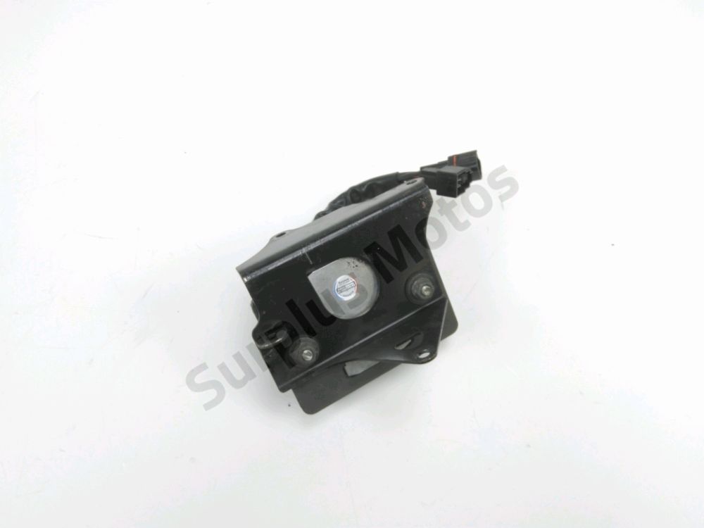 REGULATEUR DE TENSION