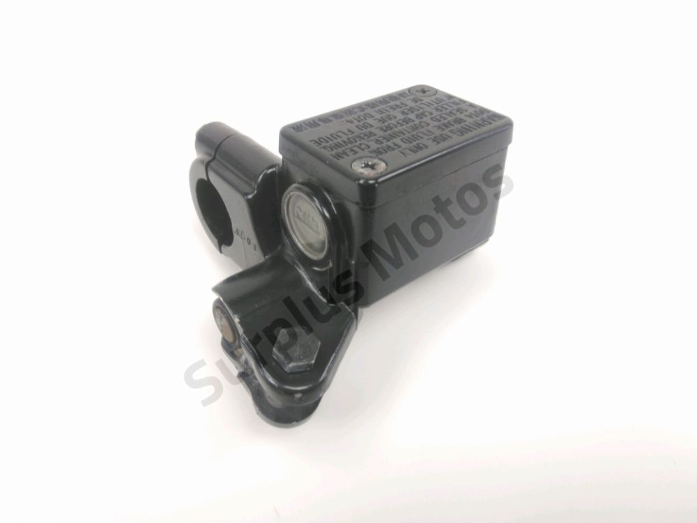 Maitre cylindre frein av complet