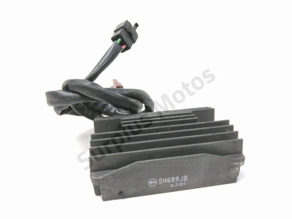 Regulateur de tension