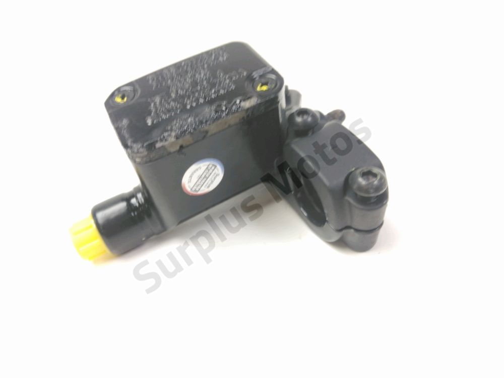 Maitre cylindre frein av complet