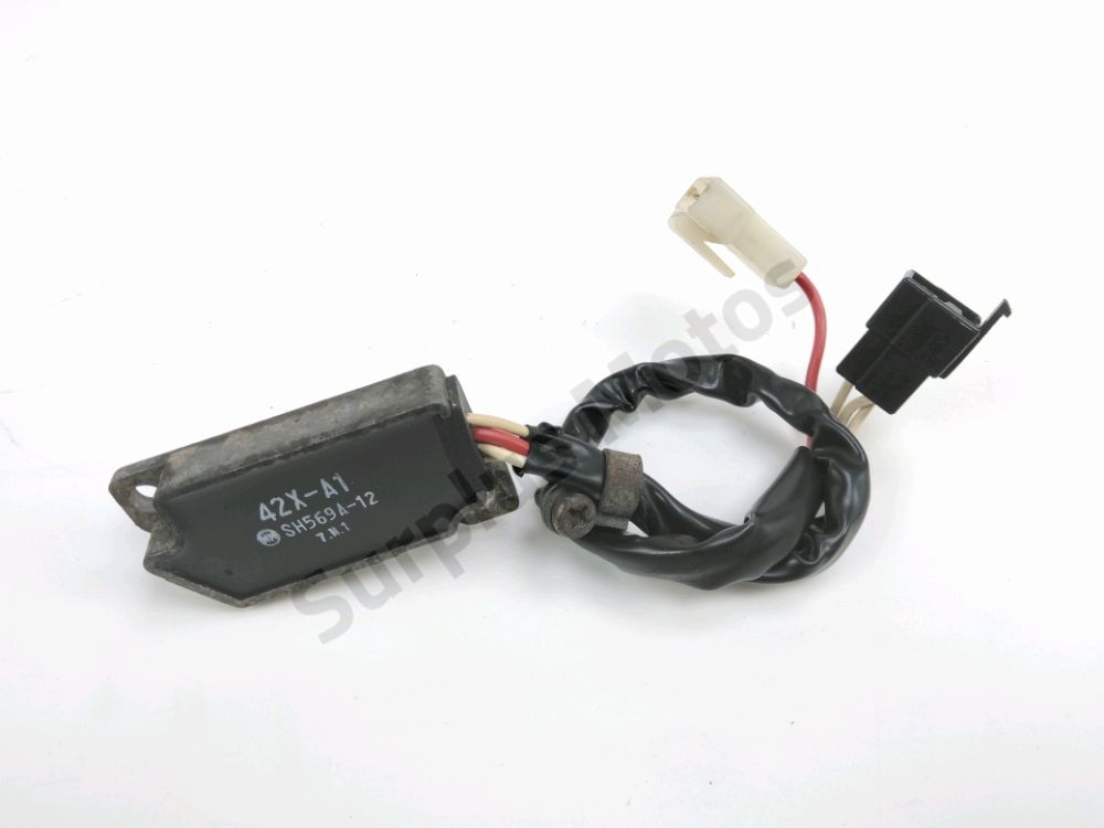 Regulateur de tension