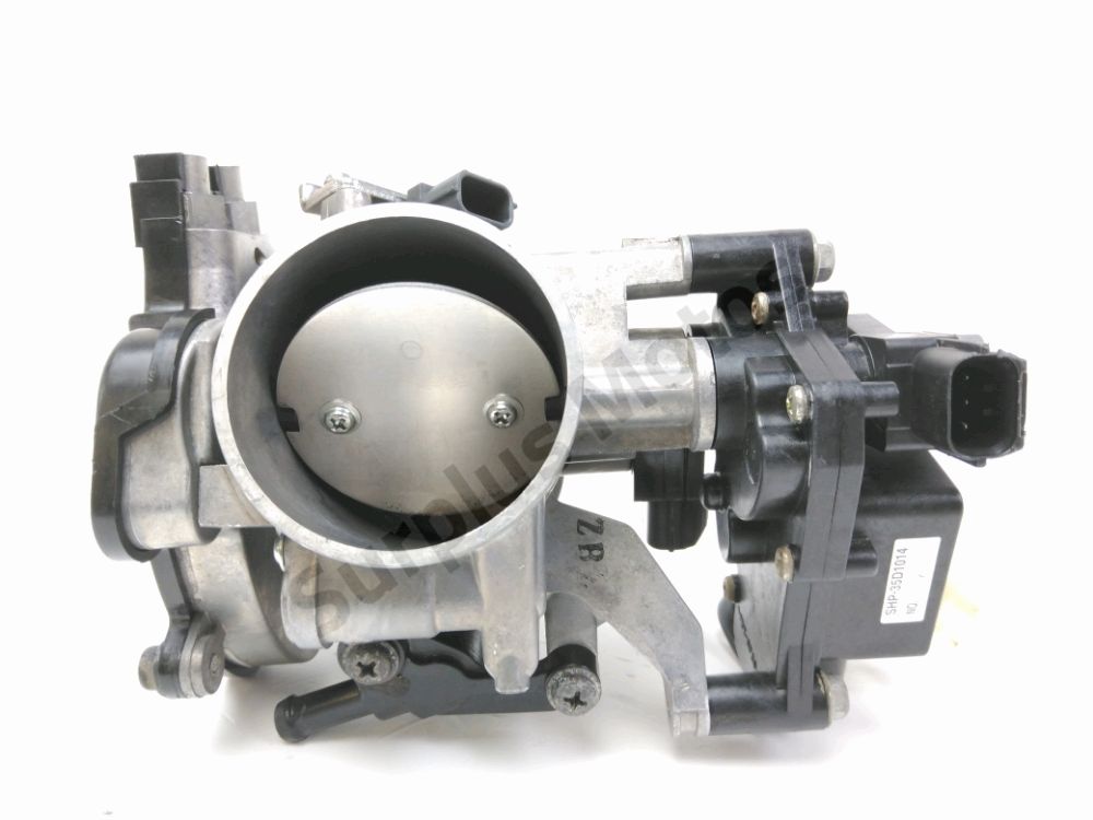 Corps d'injection droit