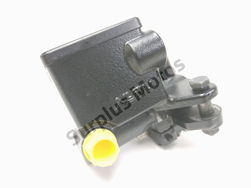 MAITRE CYLINDRE FREIN AR COMPLET