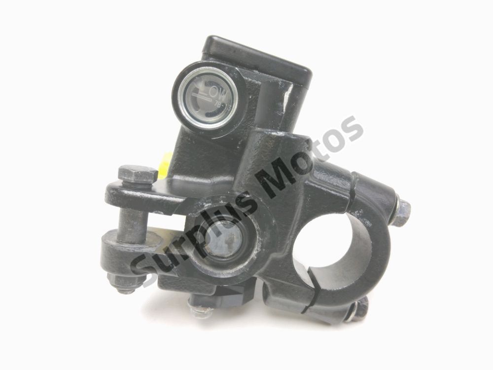 MAITRE CYLINDRE FREIN AR COMPLET