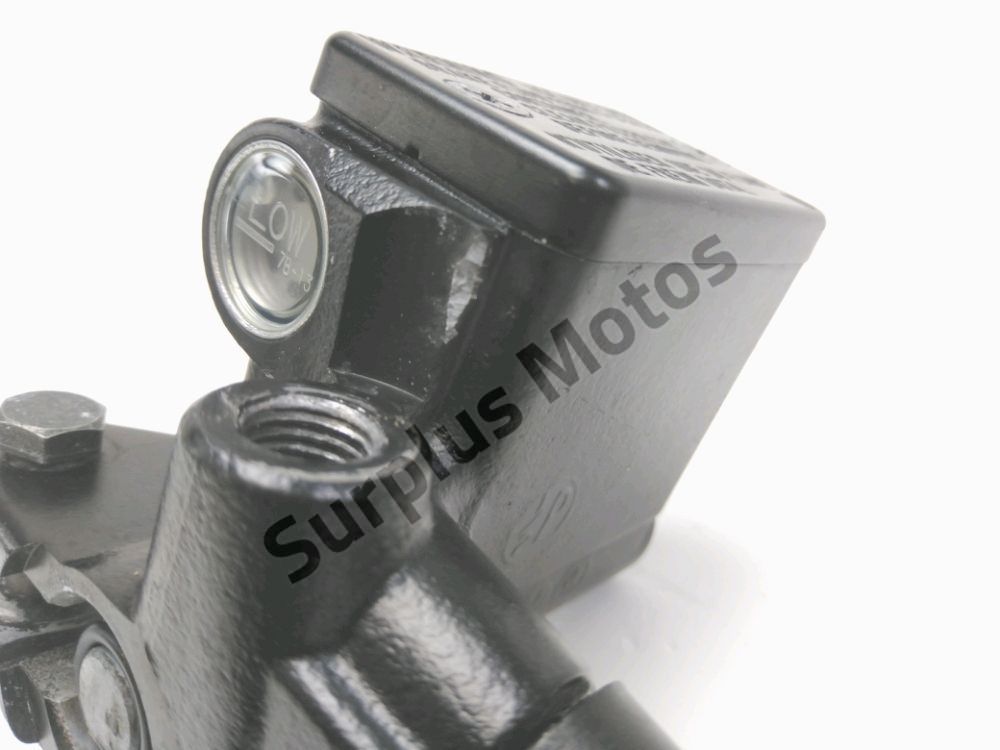 MAITRE CYLINDRE FREIN AR COMPLET