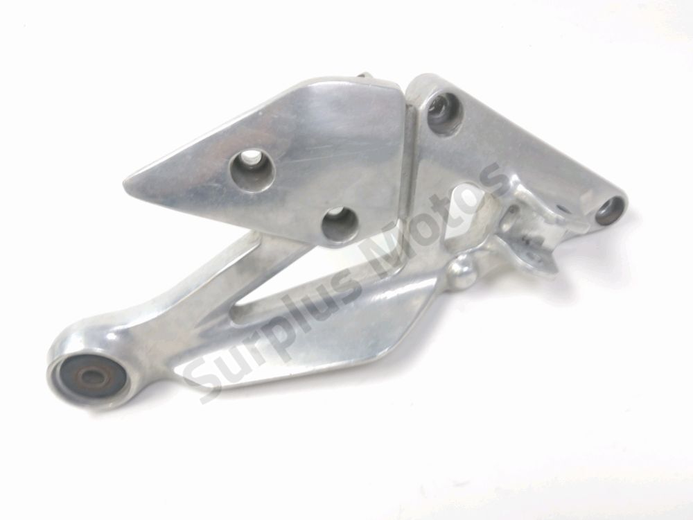 Platine avant droite