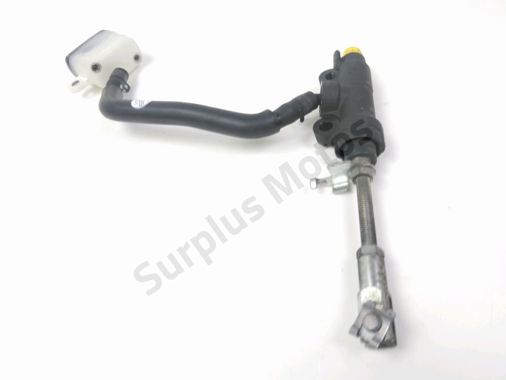 Maitre cylindre frein ar complet