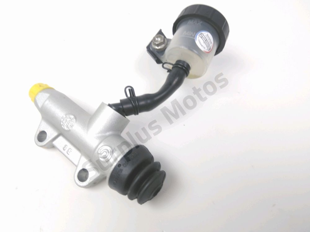 Maitre cylindre frein ar complet