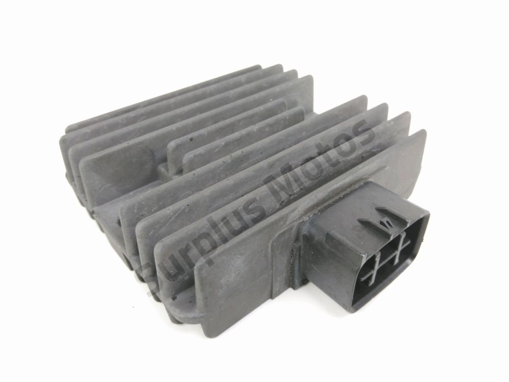 Regulateur de tension