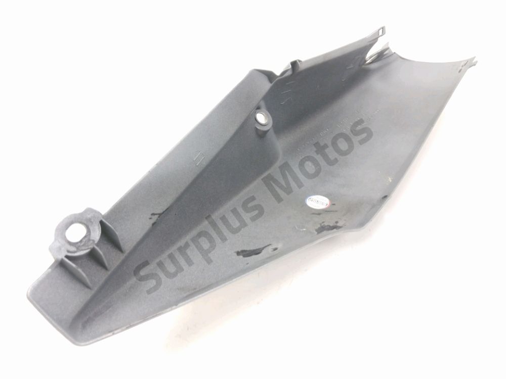 CARENAGE ARRIERE DROIT