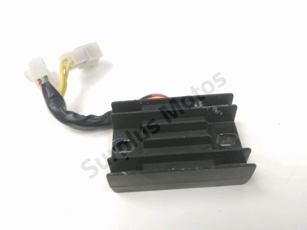 REGULATEUR DE TENSION