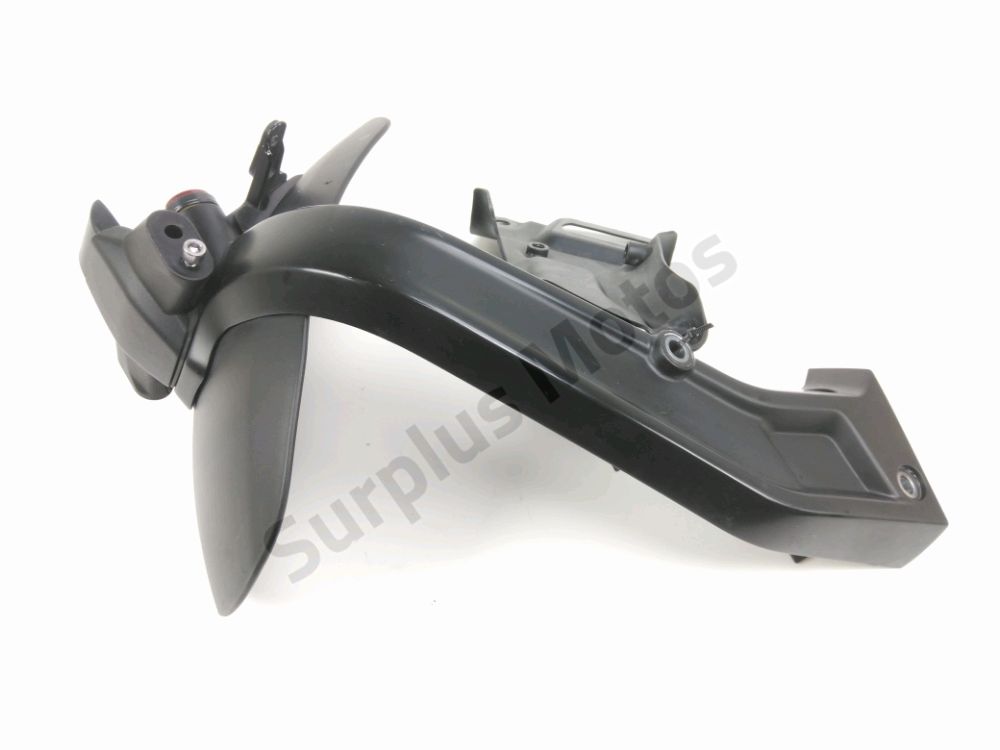 SUPPORT DE PLAQUE ET ECLAIRAGE