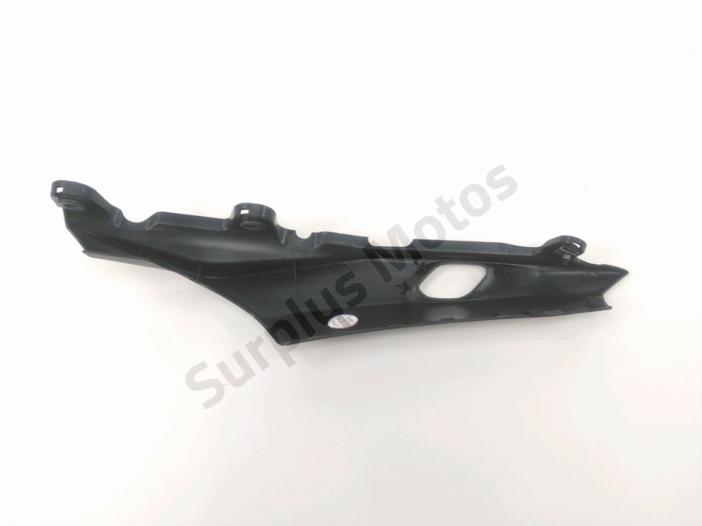 CARENAGE ARRIERE DROIT