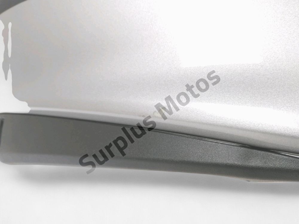 CARENAGE ARRIERE DROIT