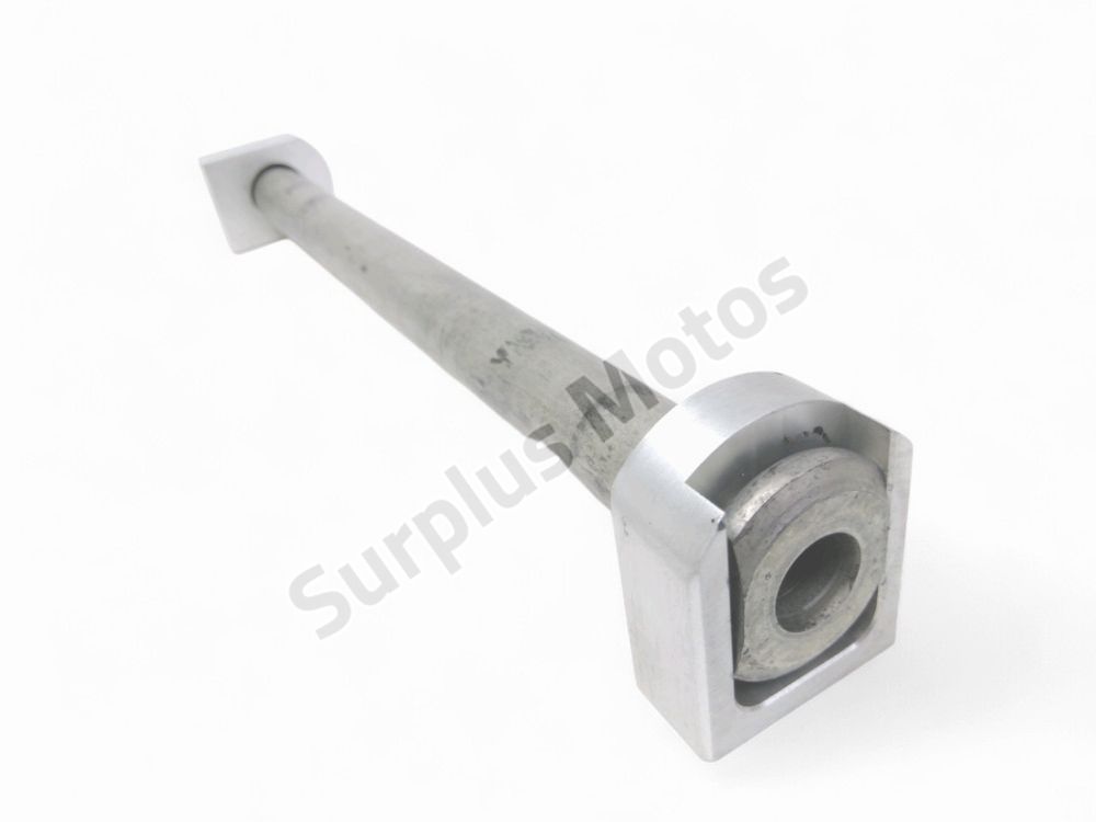 AXE DE ROUE ARRIERE