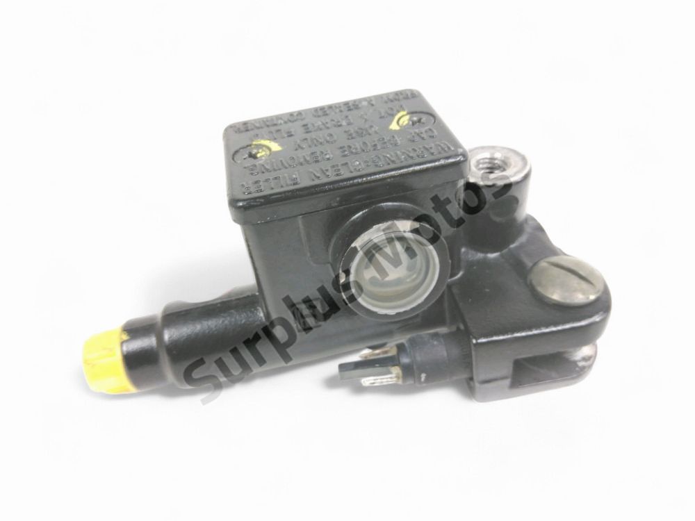 Maitre cylindre frein ar complet