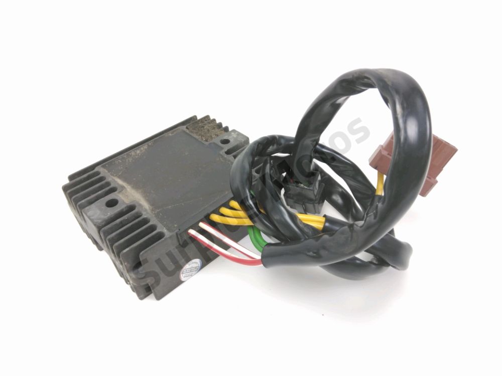 REGULATEUR DE TENSION
