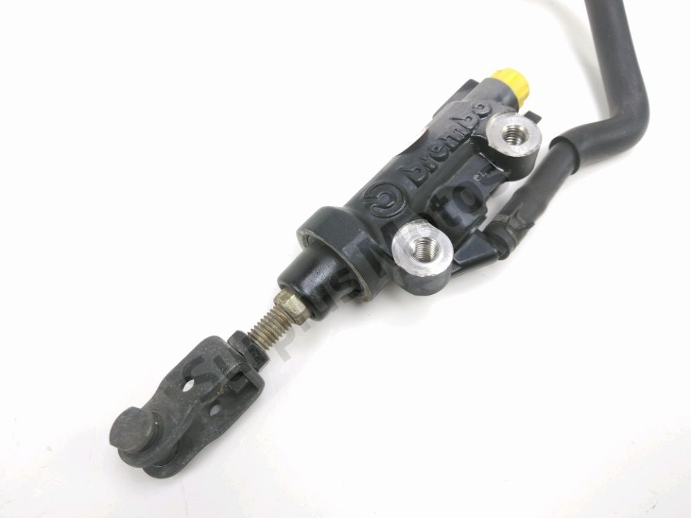 MAITRE CYLINDRE FREIN AR COMPLET