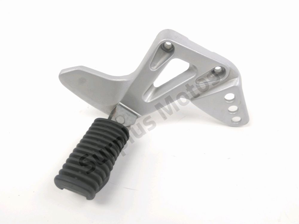 PLATINE ET REPOSE PIEDS ARRIERE DROIT