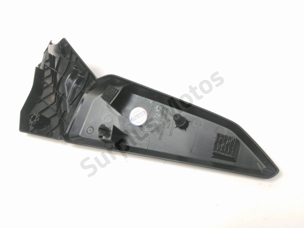 CACHE LATERAL GAUCHE