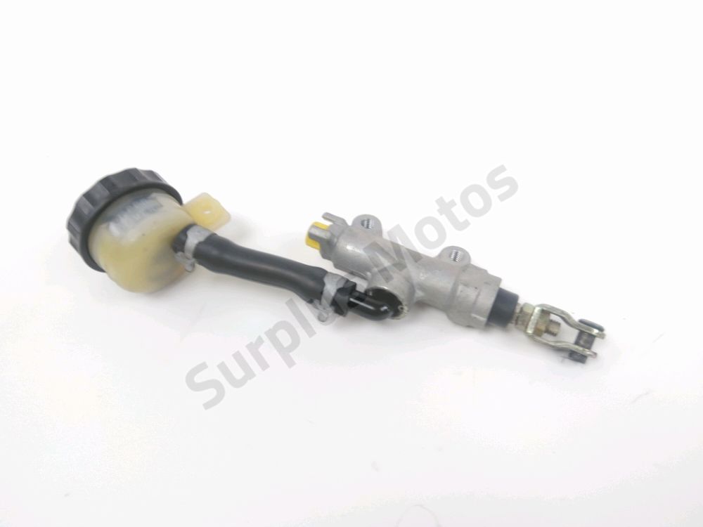 MAITRE CYLINDRE FREIN AR COMPLET