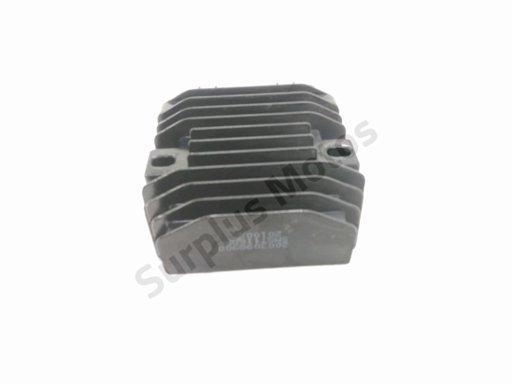 REGULATEUR DE TENSION