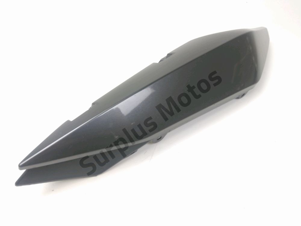 Carenage arriere droit